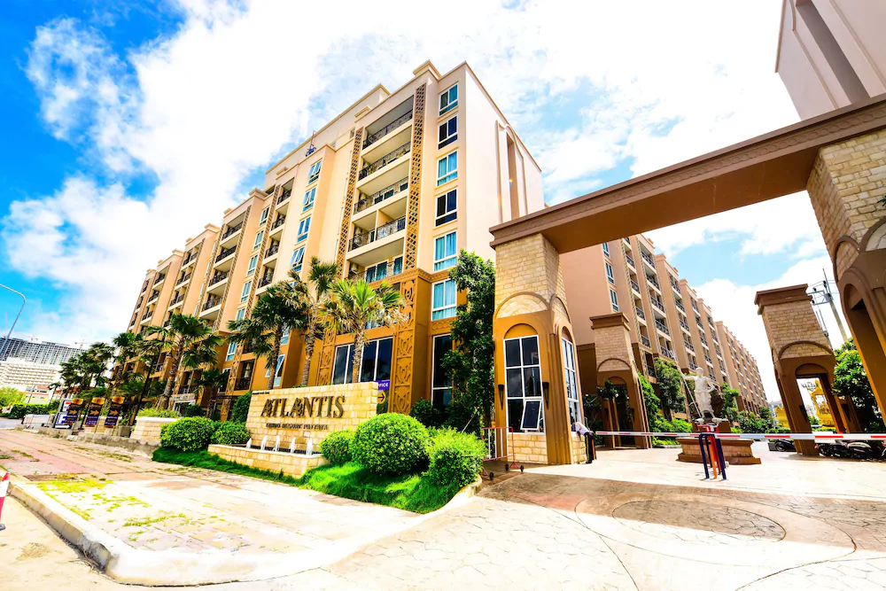 Atlantis Condo Resort by Natnarin