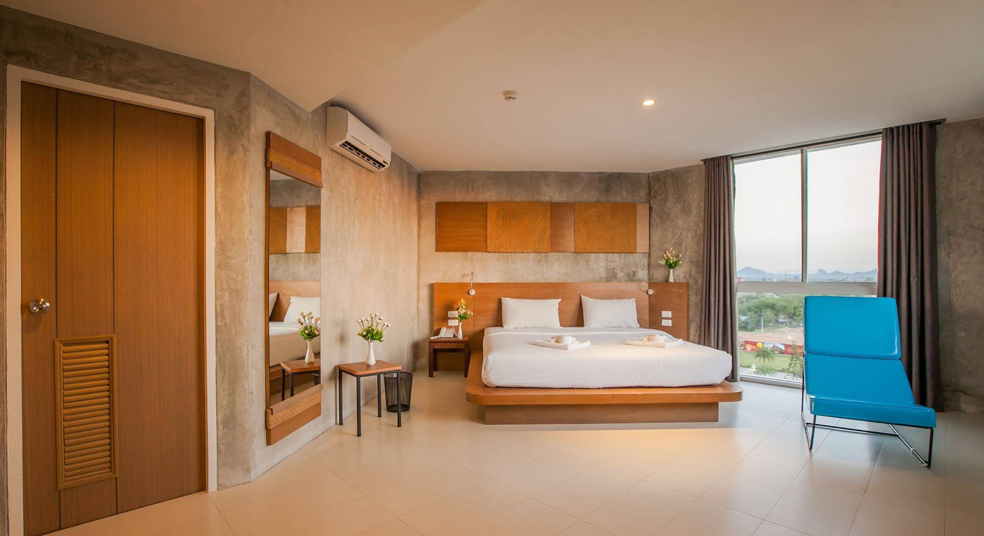 B2 Jomtien Pattaya Boutique & Budget Hotel