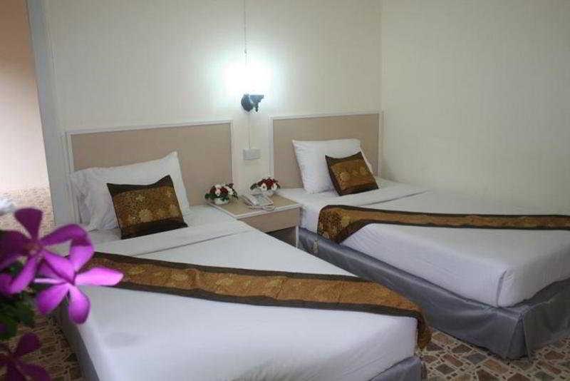 Isawanya Beach Resort