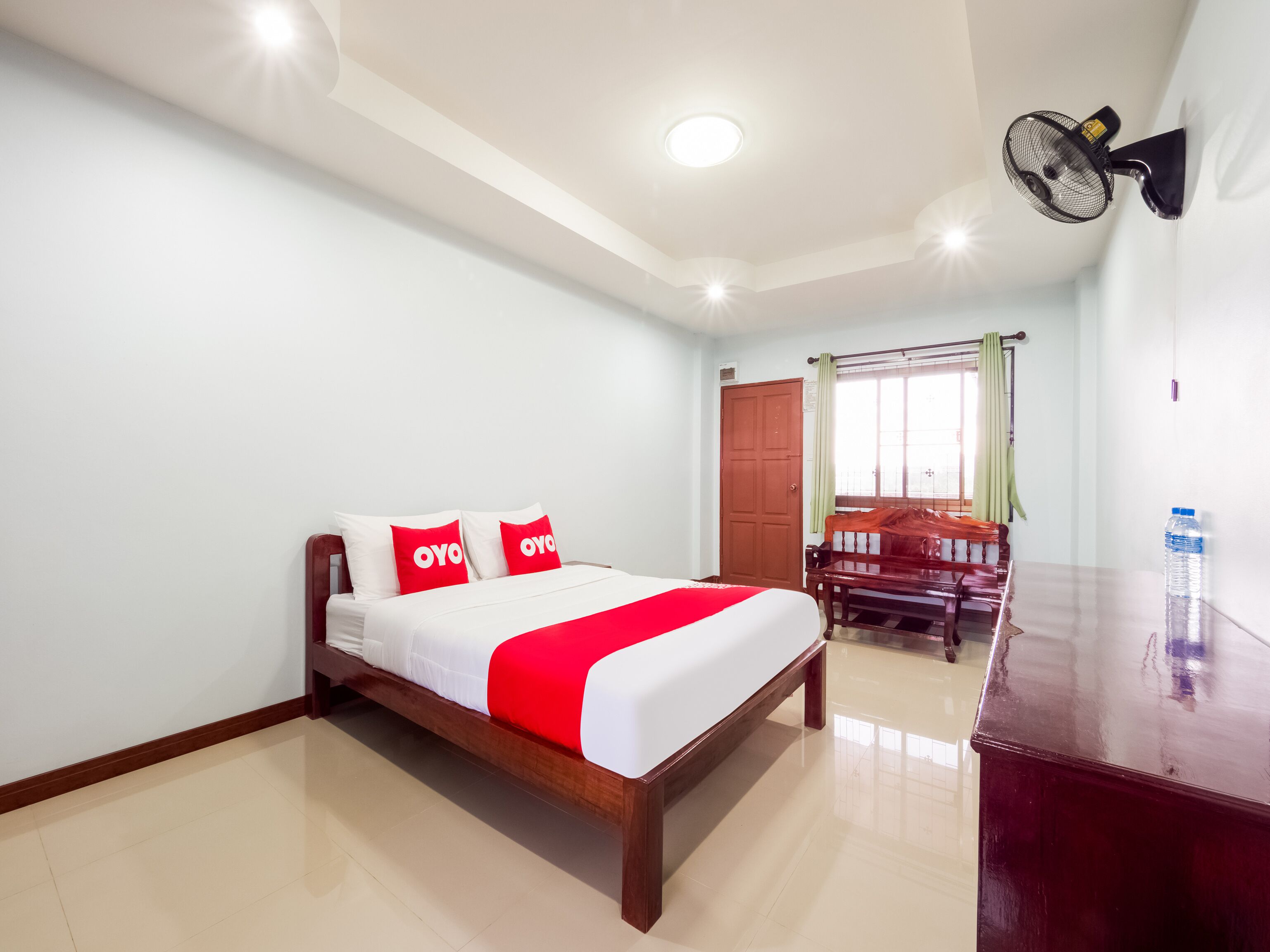 OYO 1087 Udom Khomkham Apartment