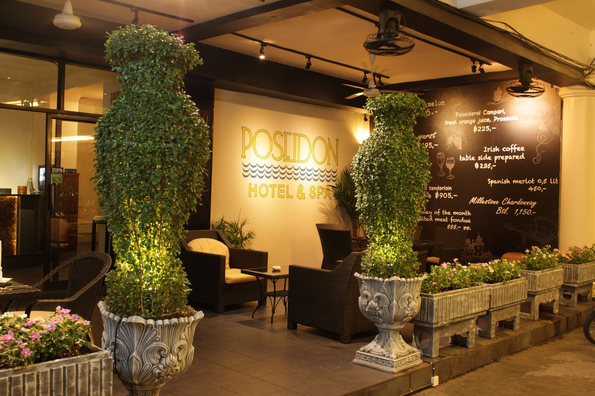 Poseidon Hotel