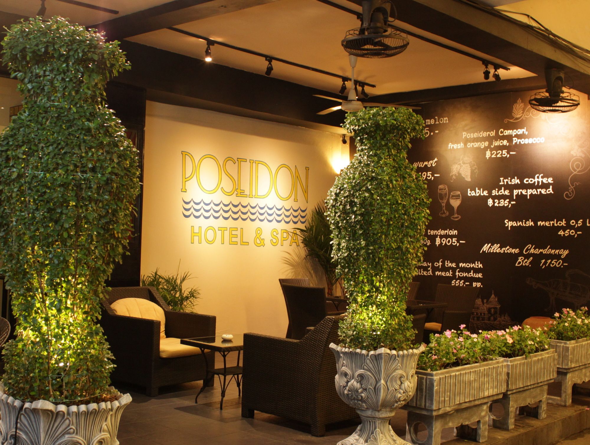 Poseidon Hotel