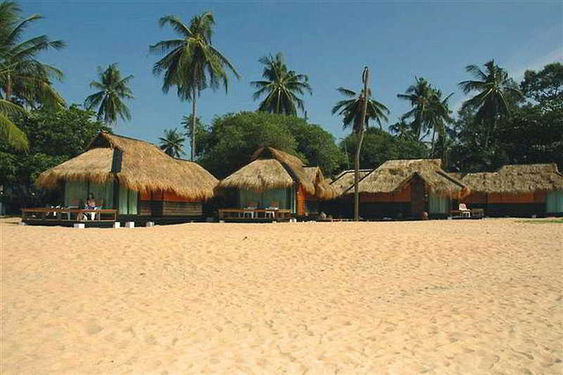 Sunset Village Beach Resort