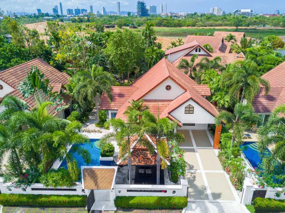 Green Residence Pool Villa Pattaya