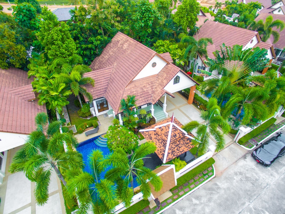 Green Residence Pool Villa Pattaya
