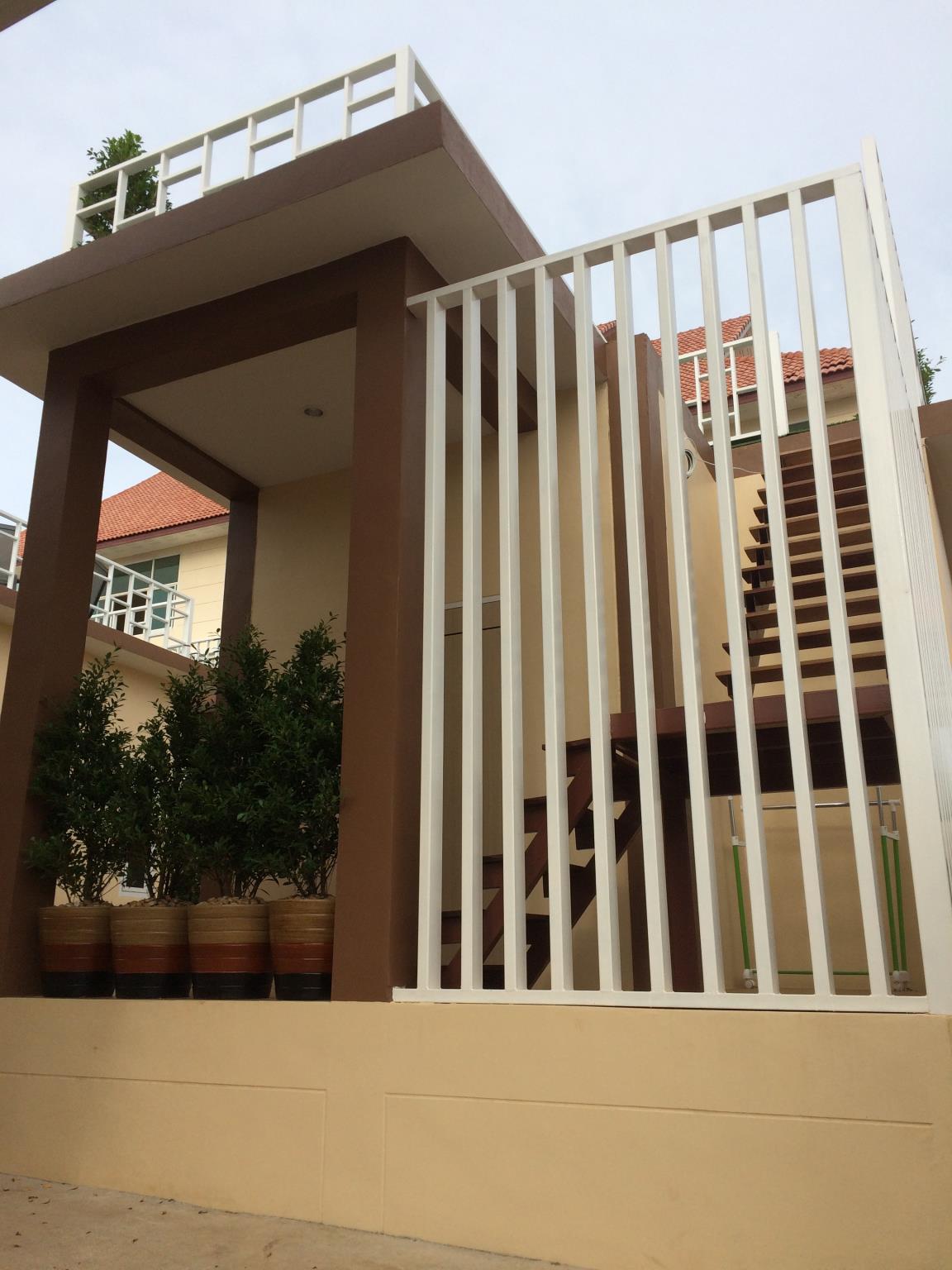 Green Season House