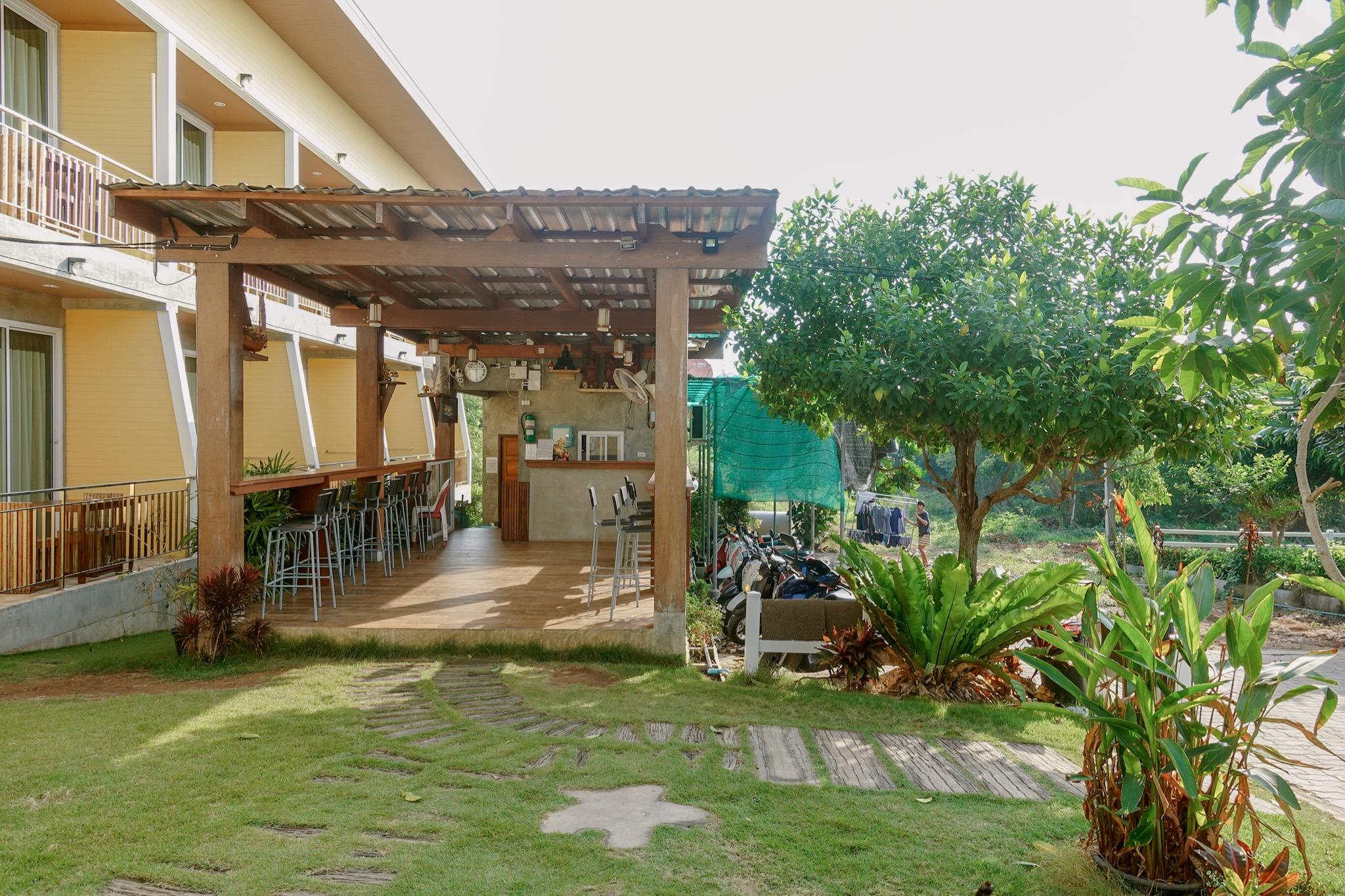 Check-in Resort Koh Larn