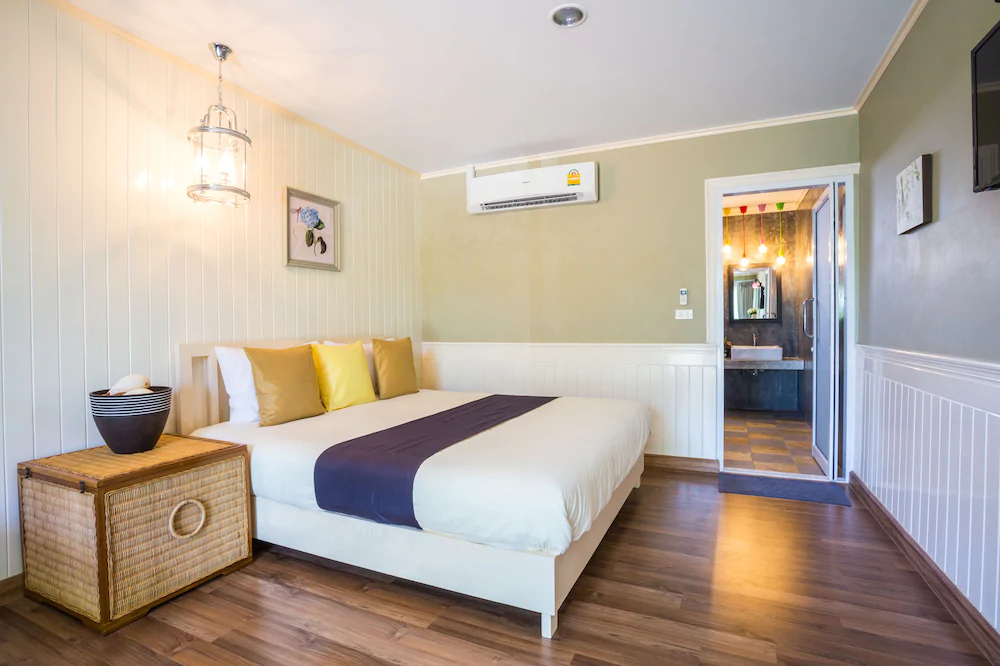 Koh Larn Riviera