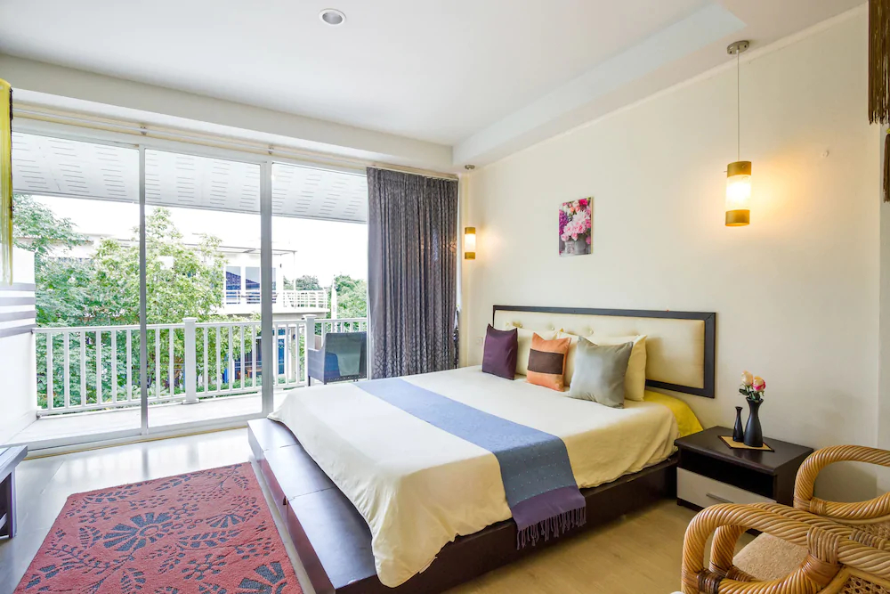 Koh Larn Riviera