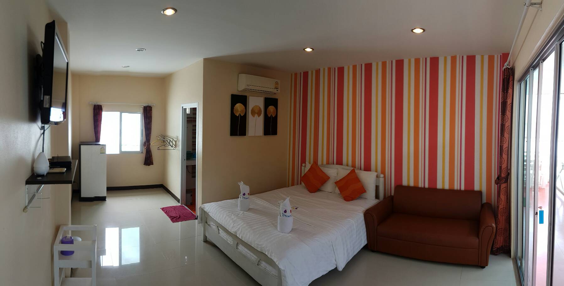 Tawaen Beach Resort