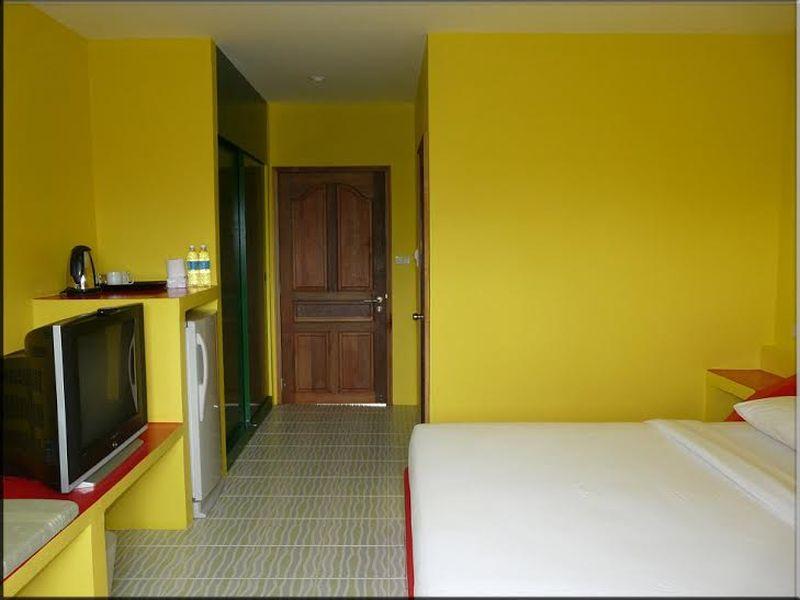 Happy Bou Jomtien Guesthouse