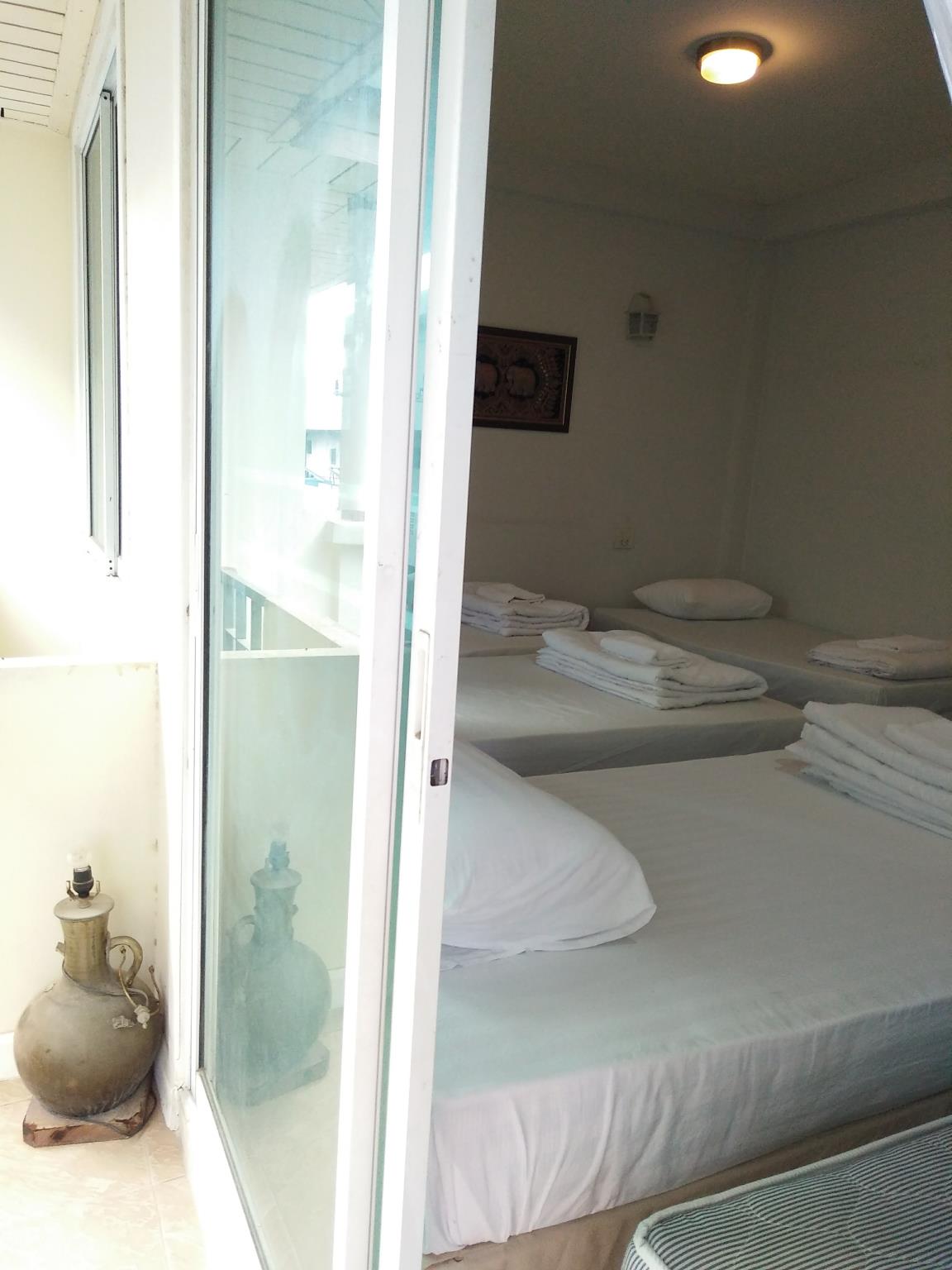 Anna Hostel