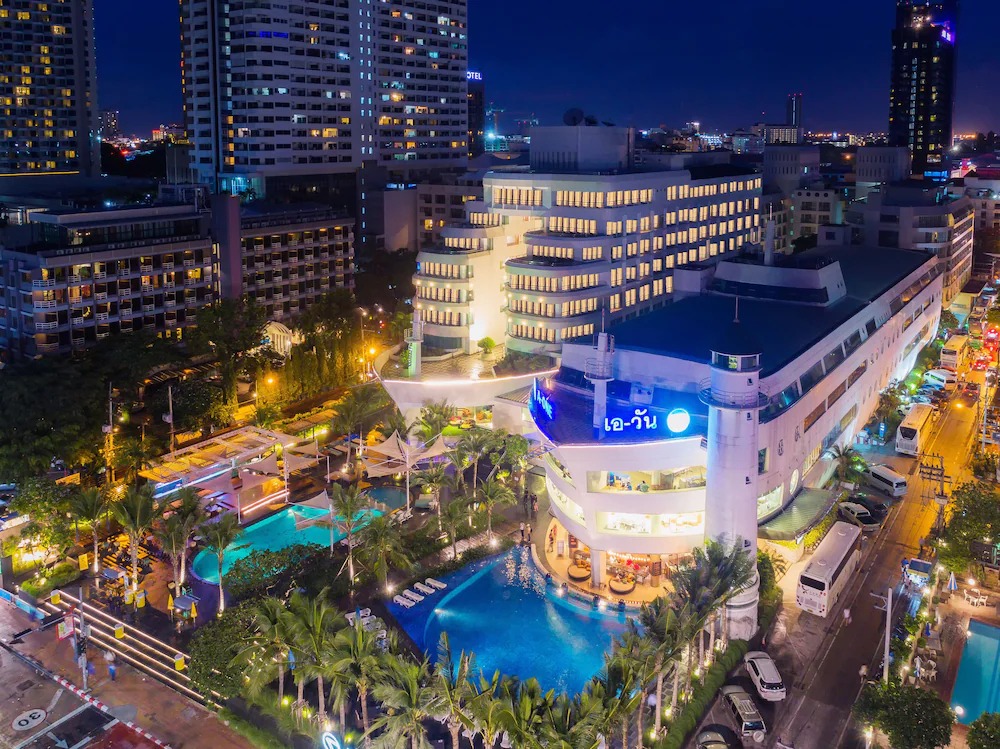 A-One The Royal Cruise Hotel