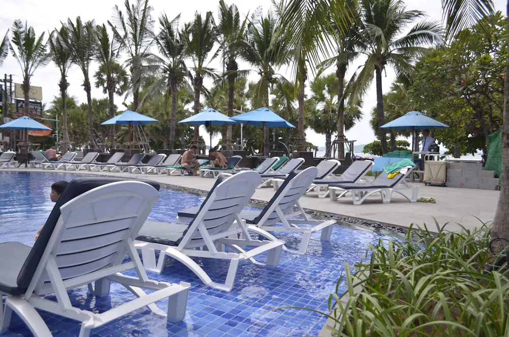 A-One The Royal Cruise Hotel