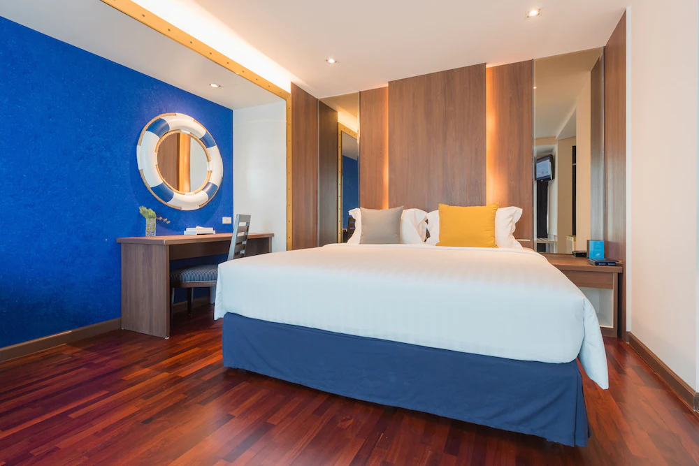 A-One The Royal Cruise Hotel