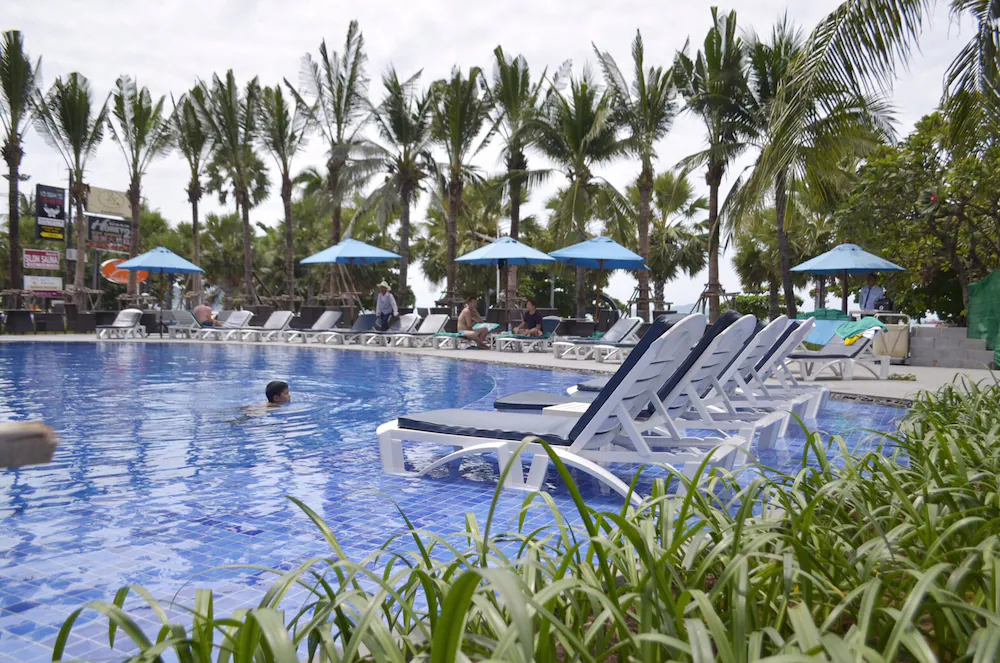 A-One The Royal Cruise Hotel