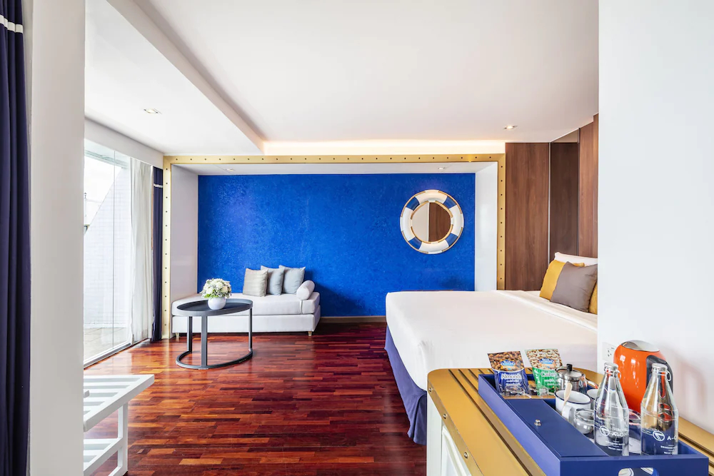 A-One The Royal Cruise Hotel