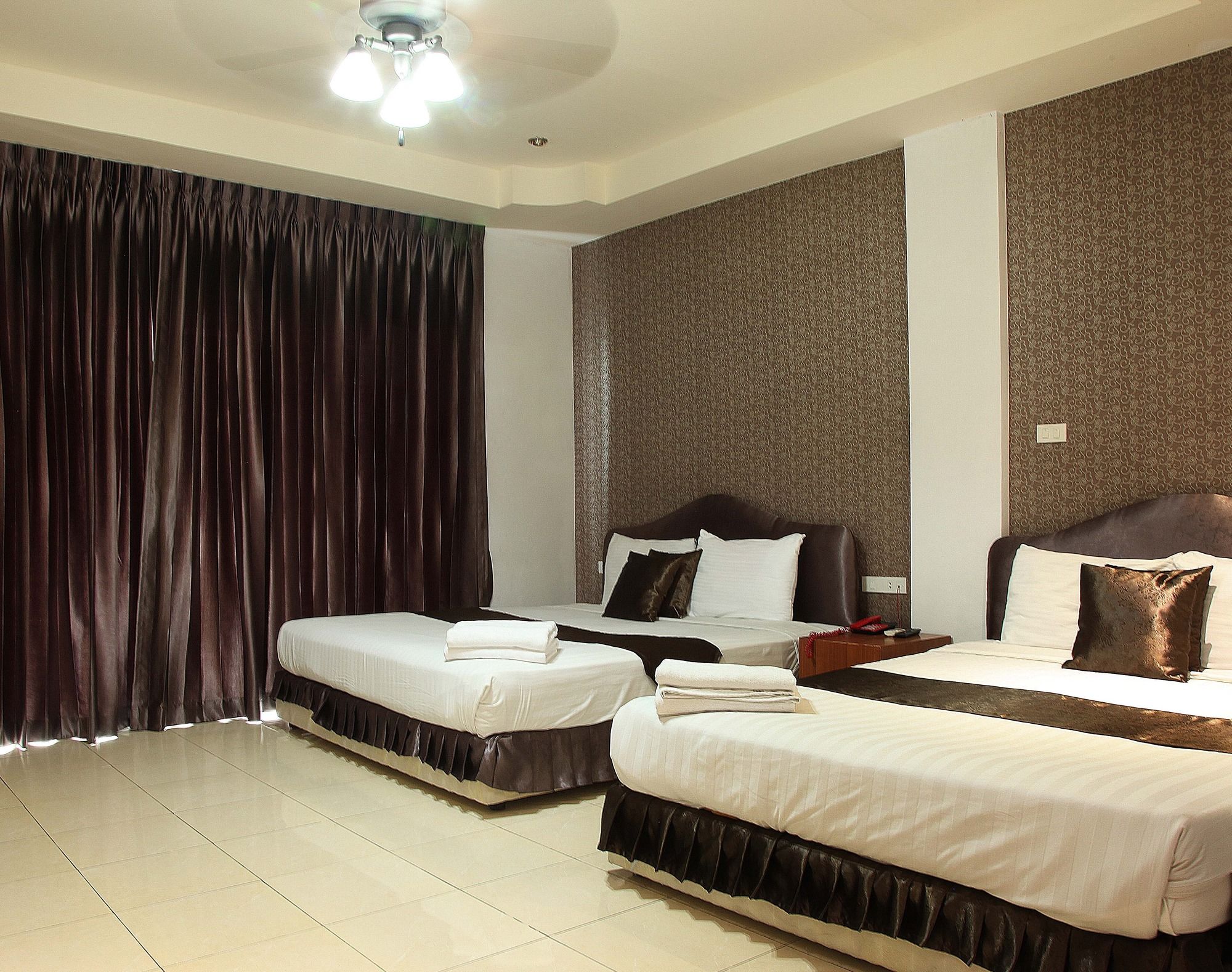 Arya Inn Pattaya Beach Hotel