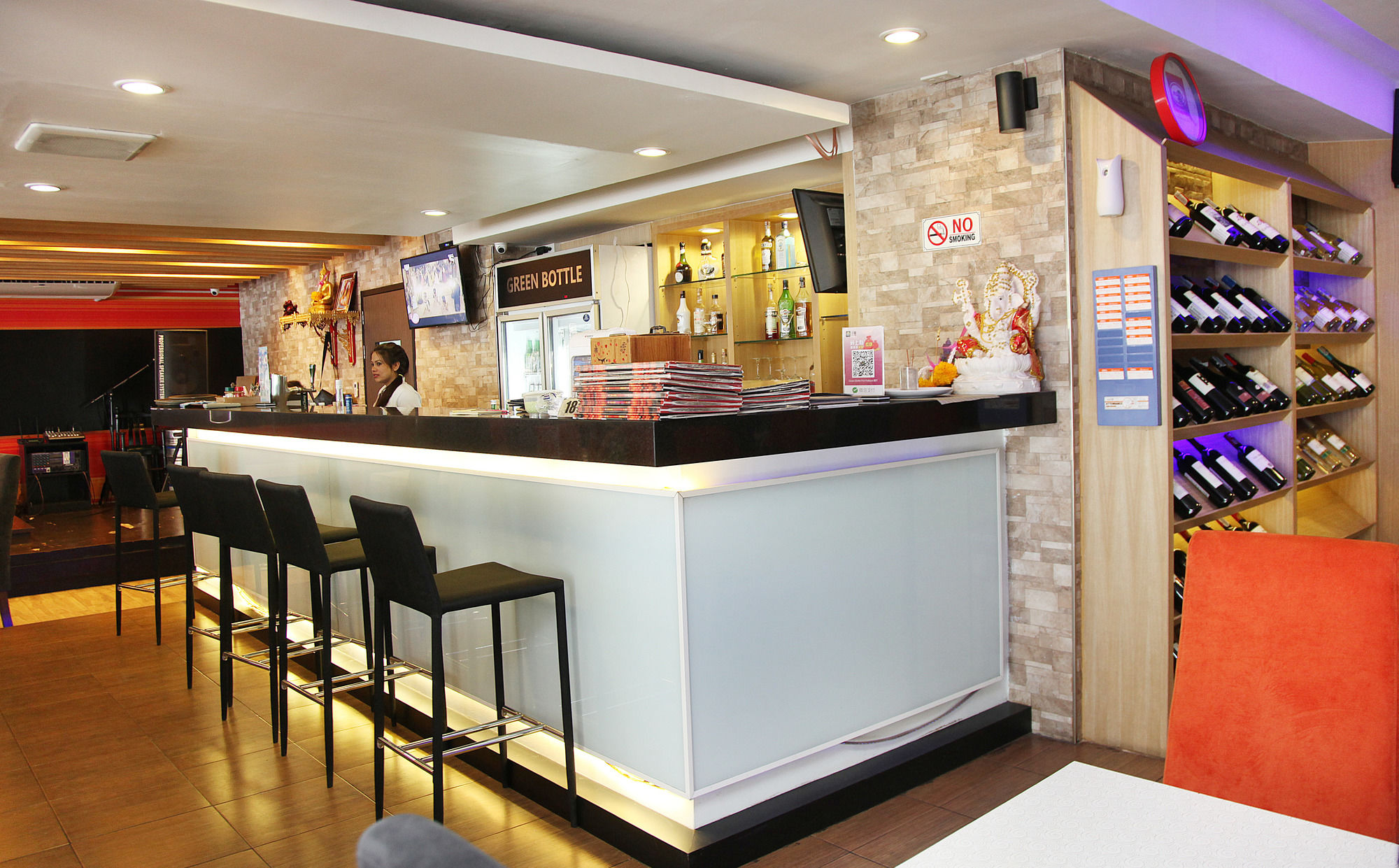 Arya Inn Pattaya Beach Hotel