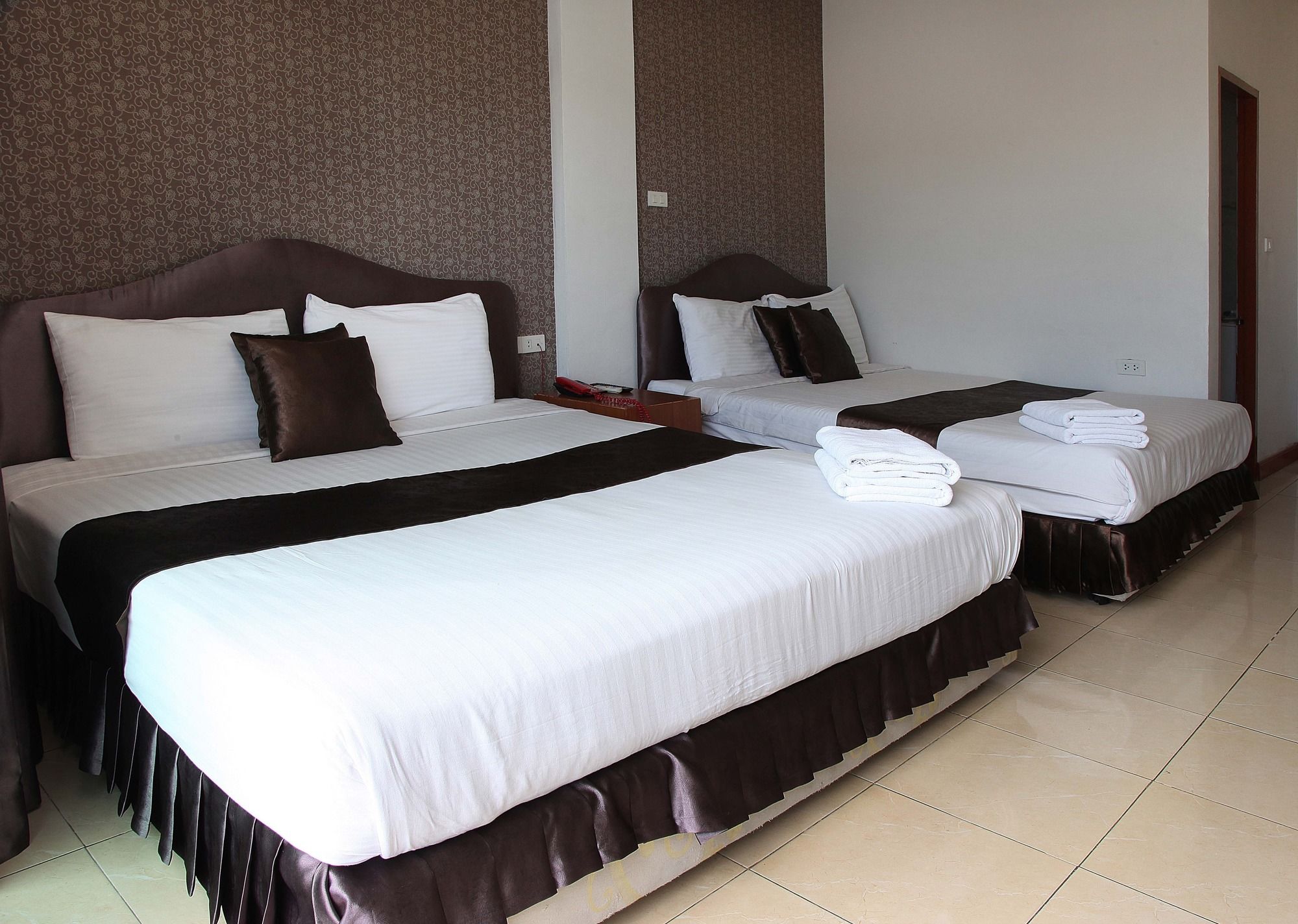 Arya Inn Pattaya Beach Hotel