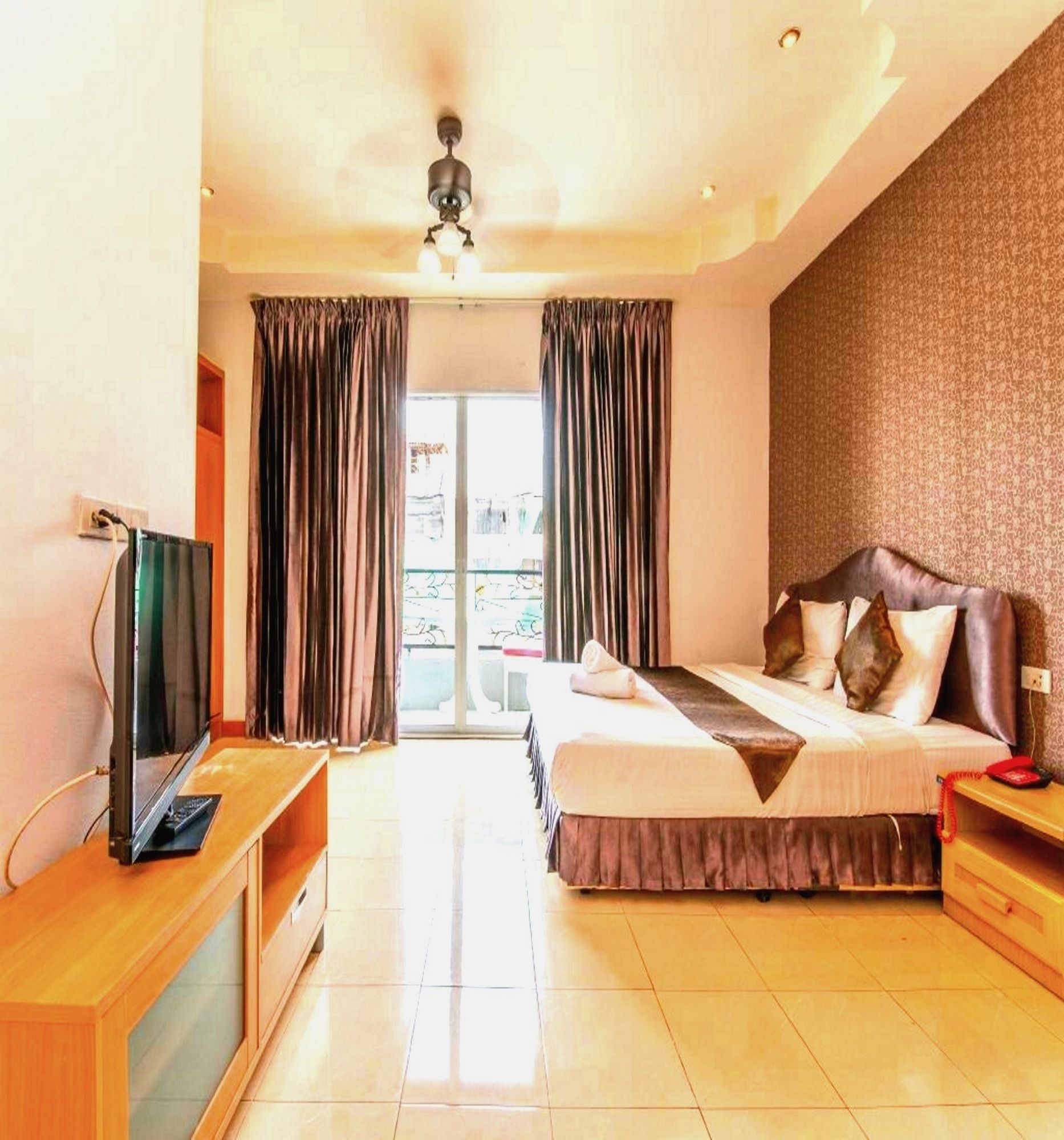 Arya Inn Pattaya Beach Hotel