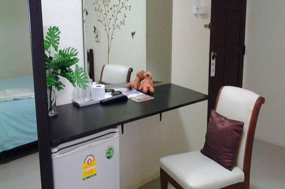 At.Center Guest House & Motorbike For Rent