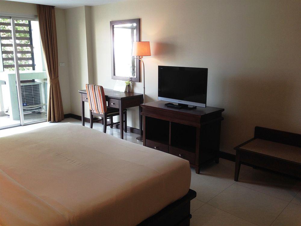 August Suites