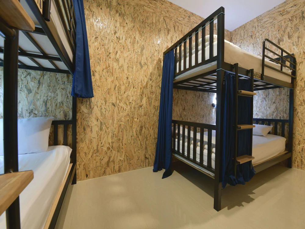 Baan Wararin Hostel by OYO Rooms