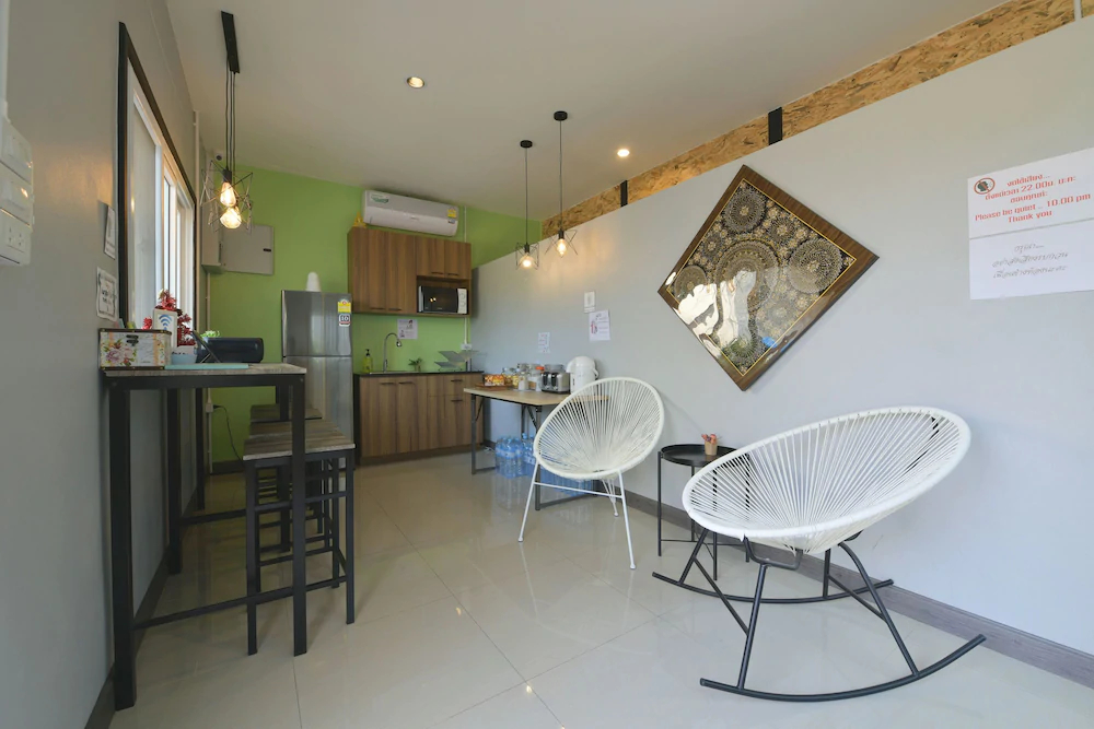 Baan Wararin Hostel by OYO Rooms