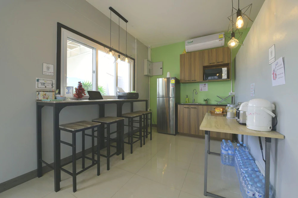 Baan Wararin Hostel by OYO Rooms