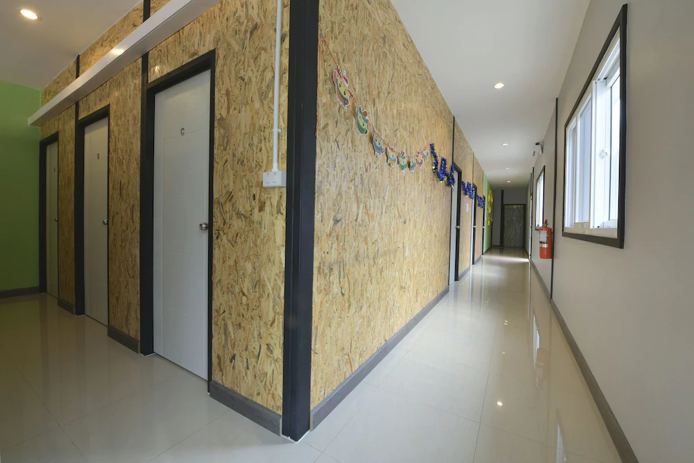 Baan Wararin Hostel by OYO Rooms