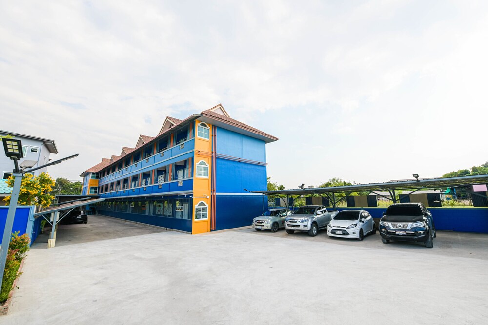 Blue Bed Pattaya Sha By Zuzu