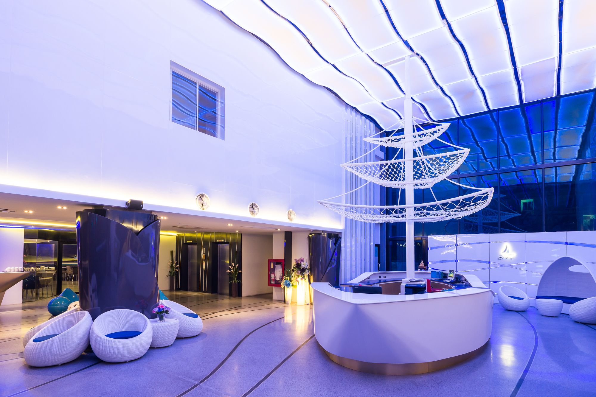 Blue Boat Design Hotel