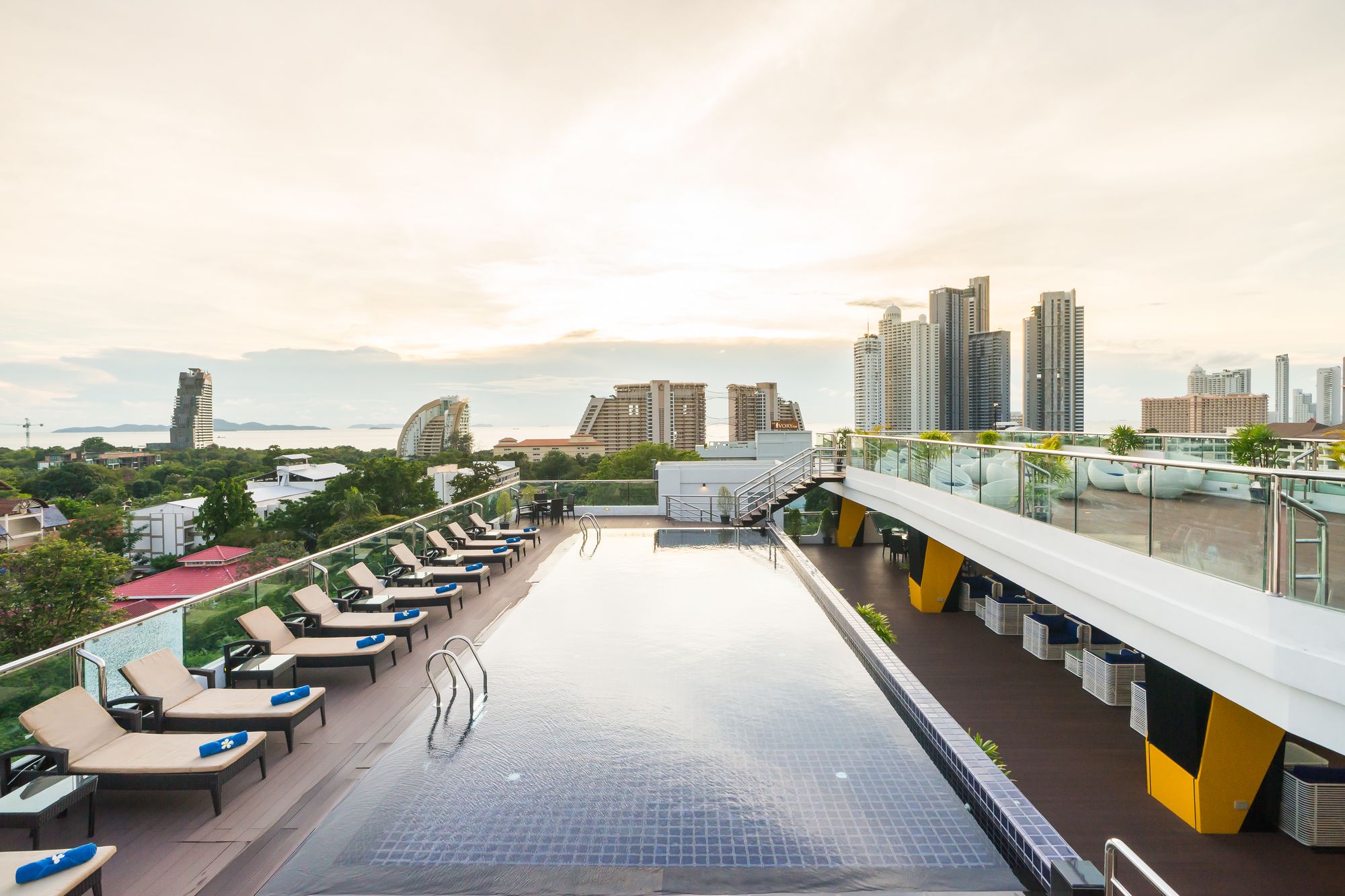 Blue Boat Design Hotel