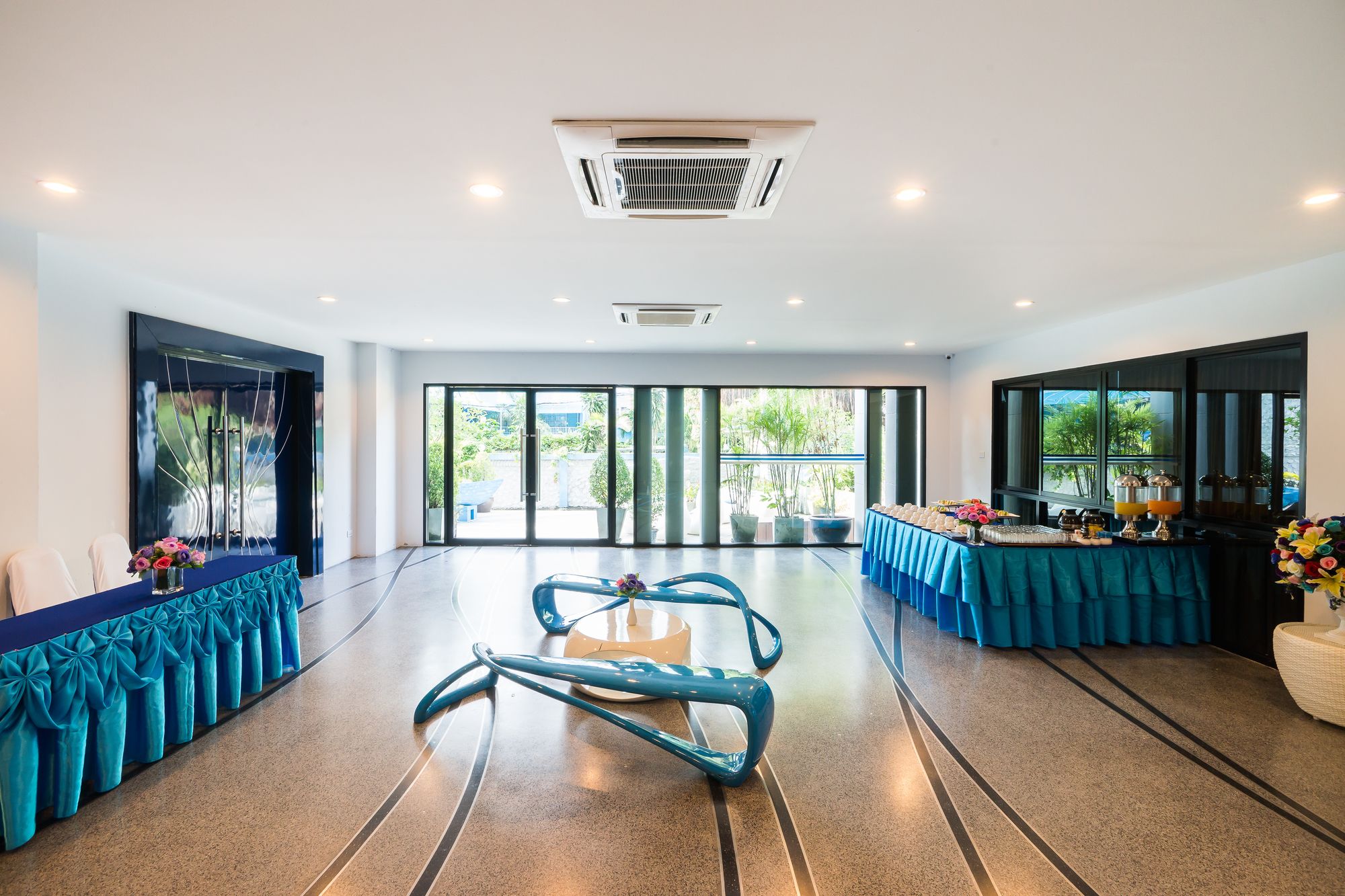 Blue Boat Design Hotel