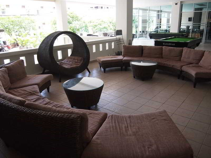 Crown Pattaya Beach