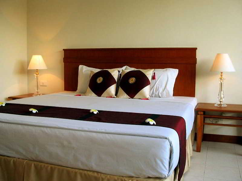 Crown Pattaya Beach
