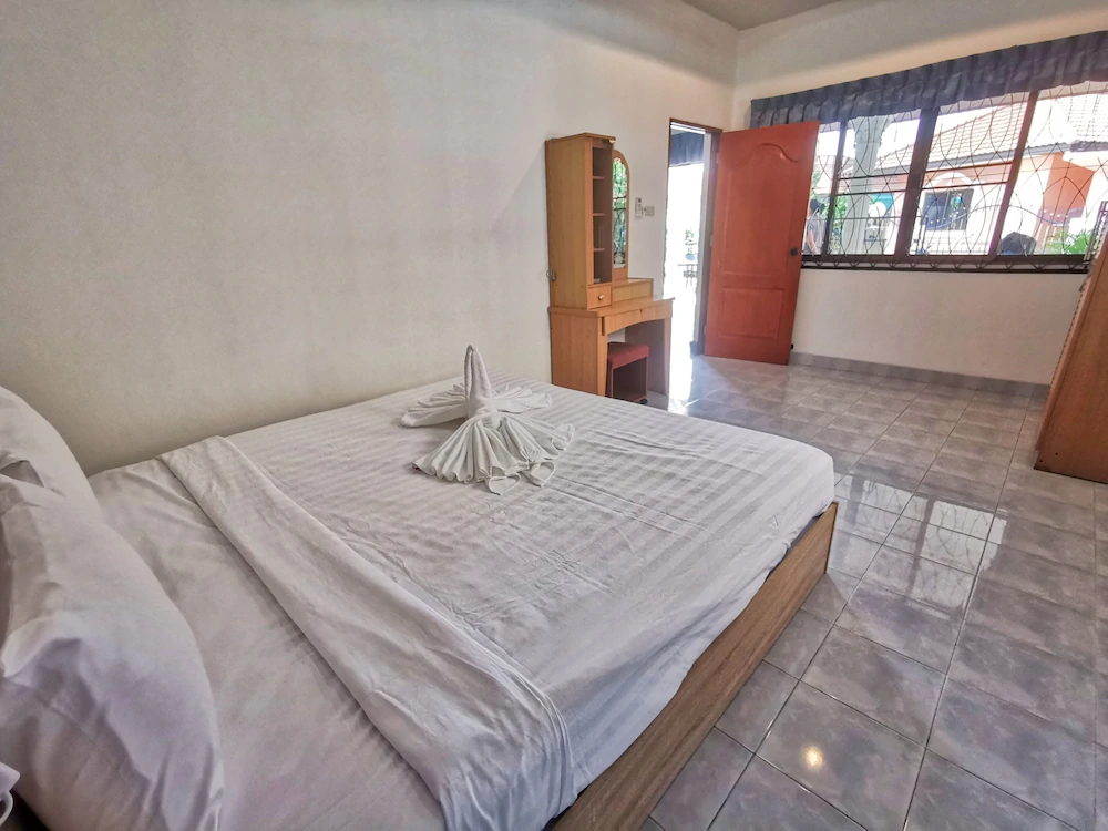 Eakmongkol Villas