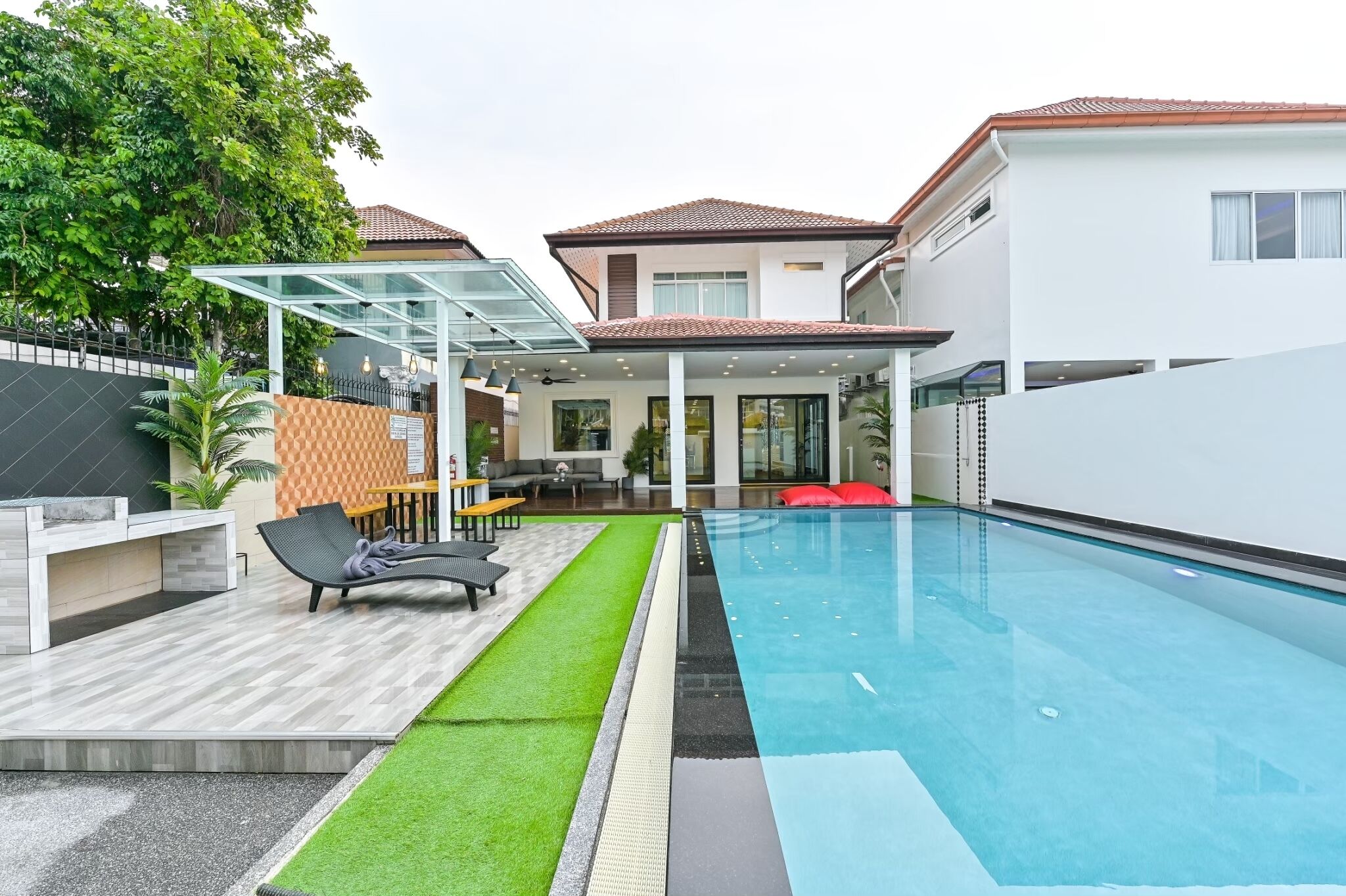 Exquisite Pool Villa A