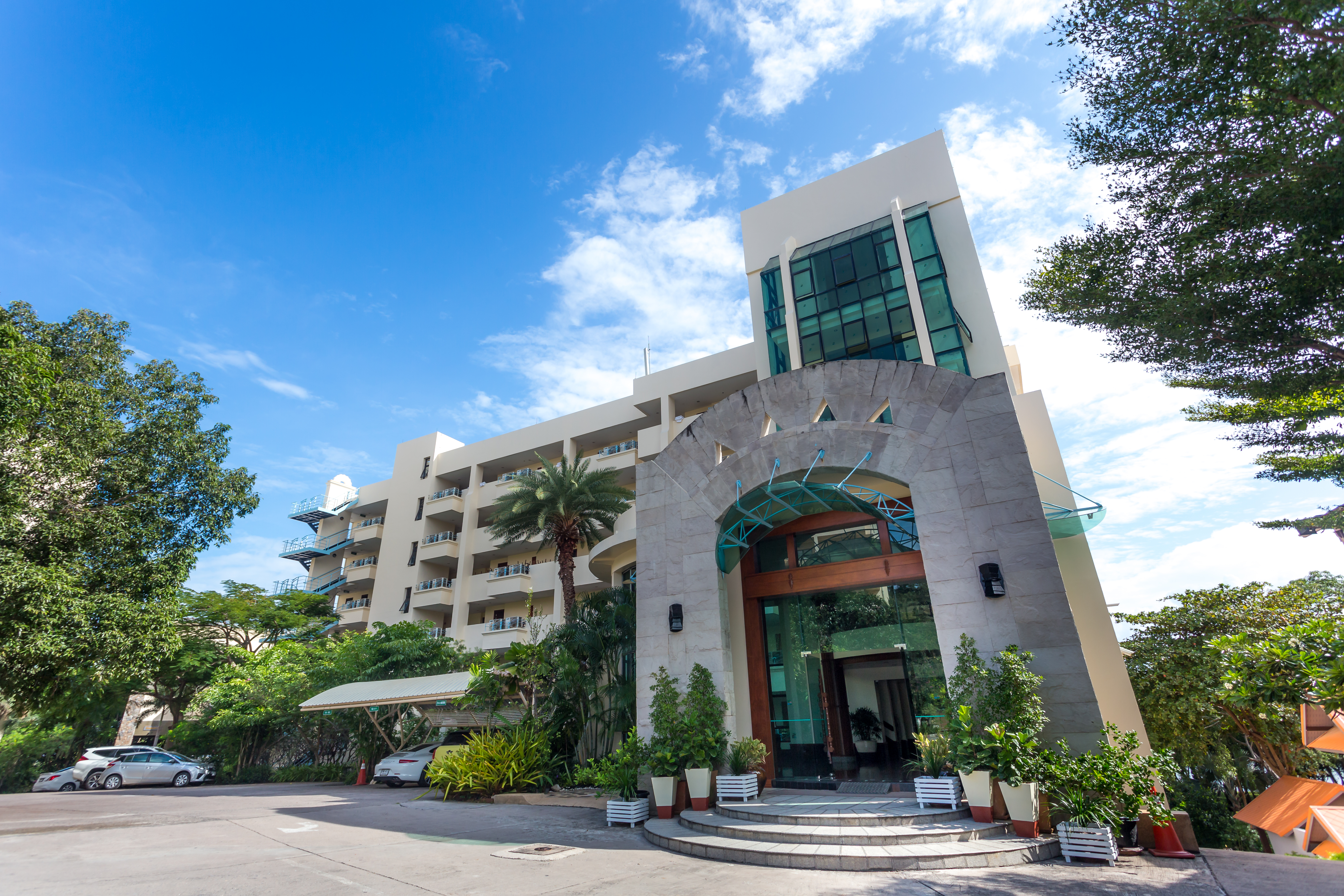 Garden Sea View Resort