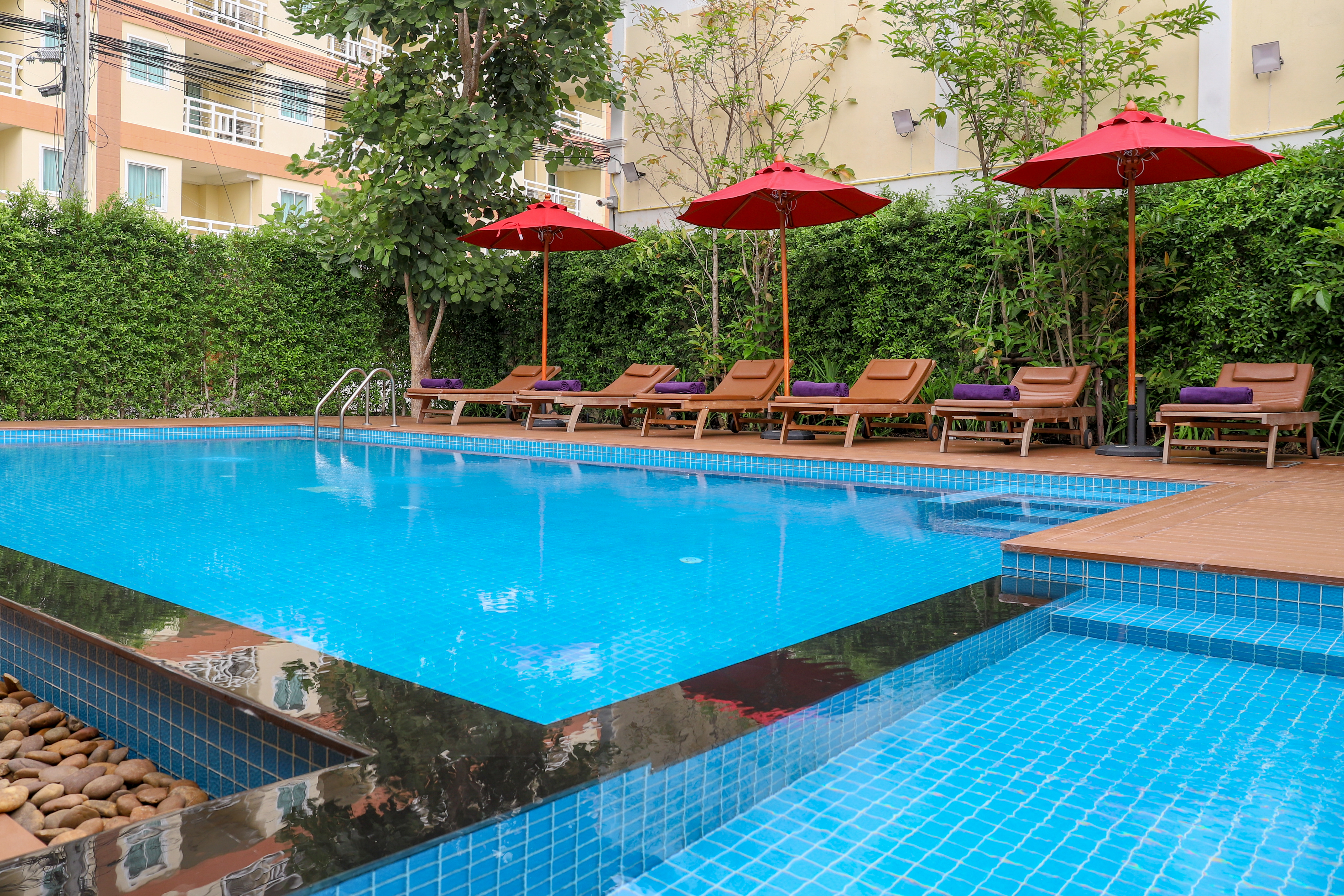 Golden Sea Pattaya Hotel