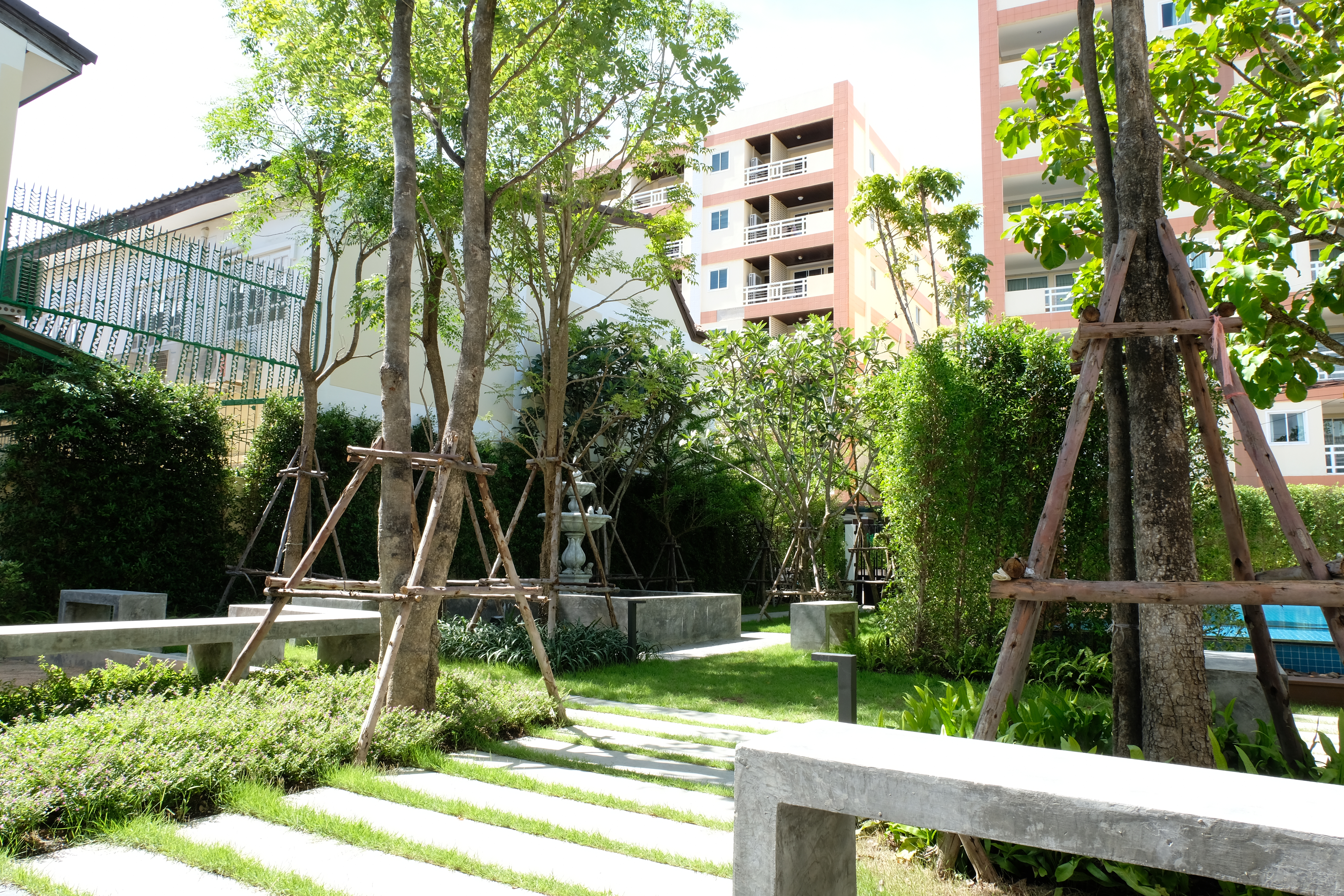 Golden Sea Pattaya Hotel