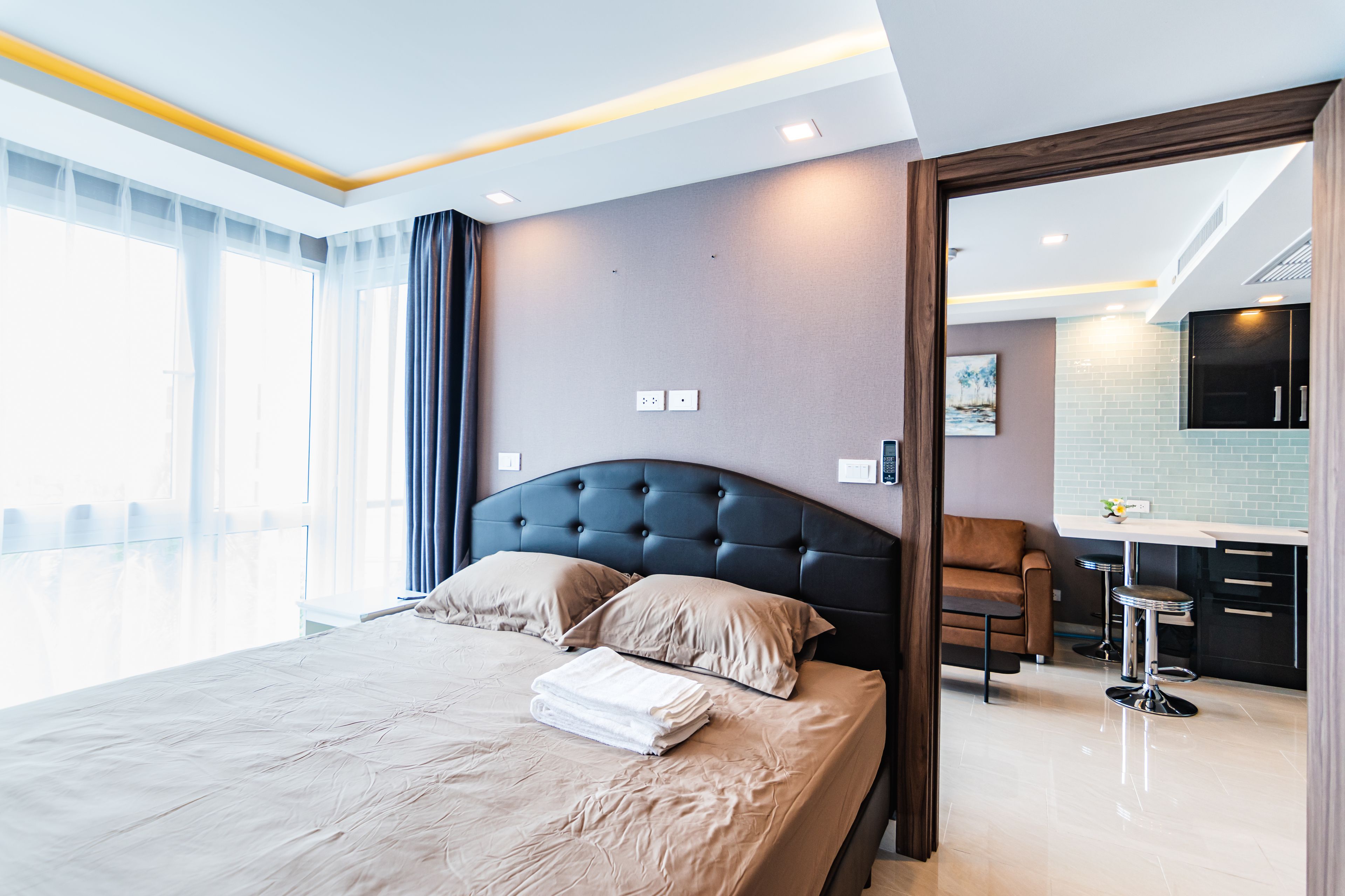 Grand Avenue by Pattaya Holiday
