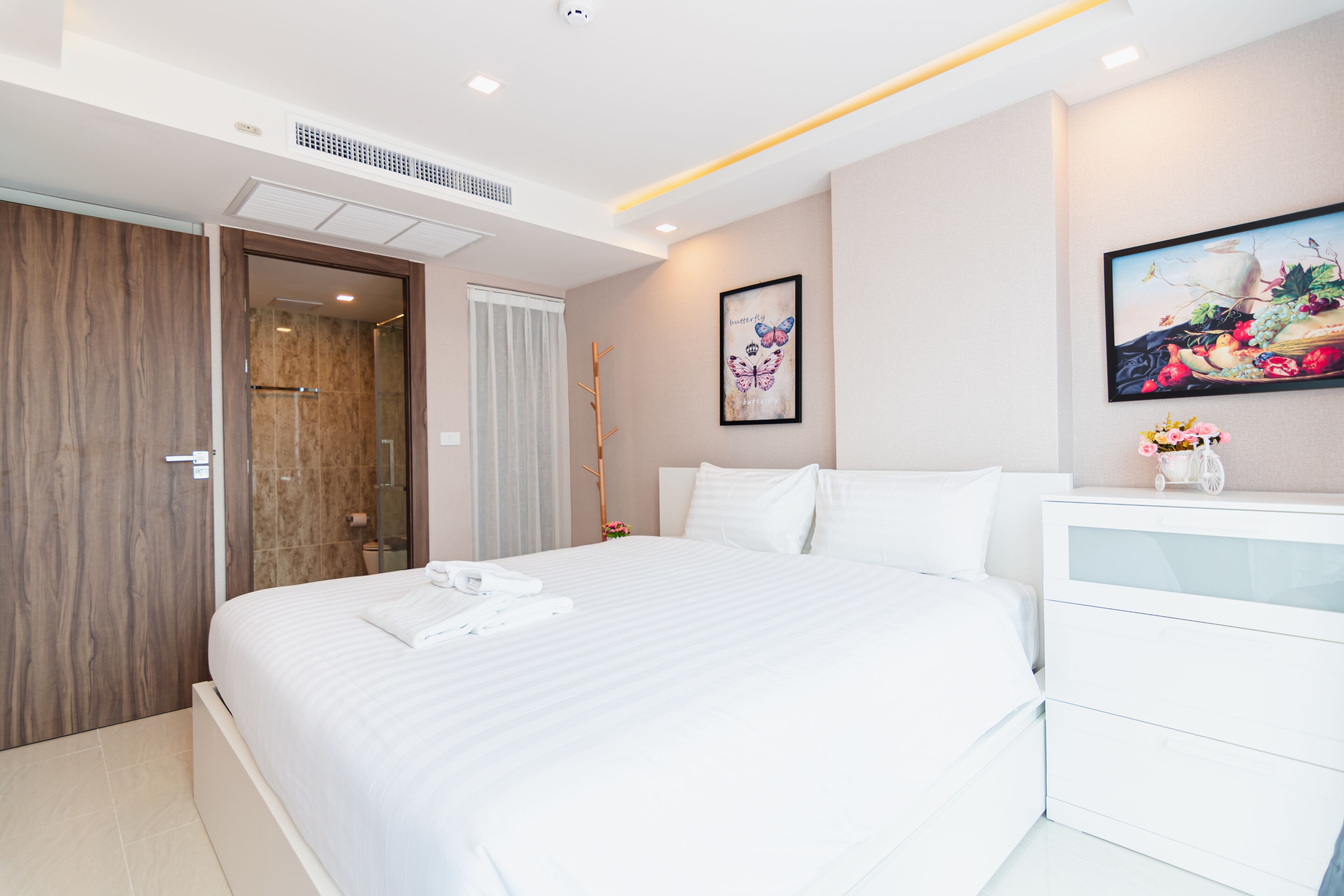 Grand Avenue by Pattaya Holiday
