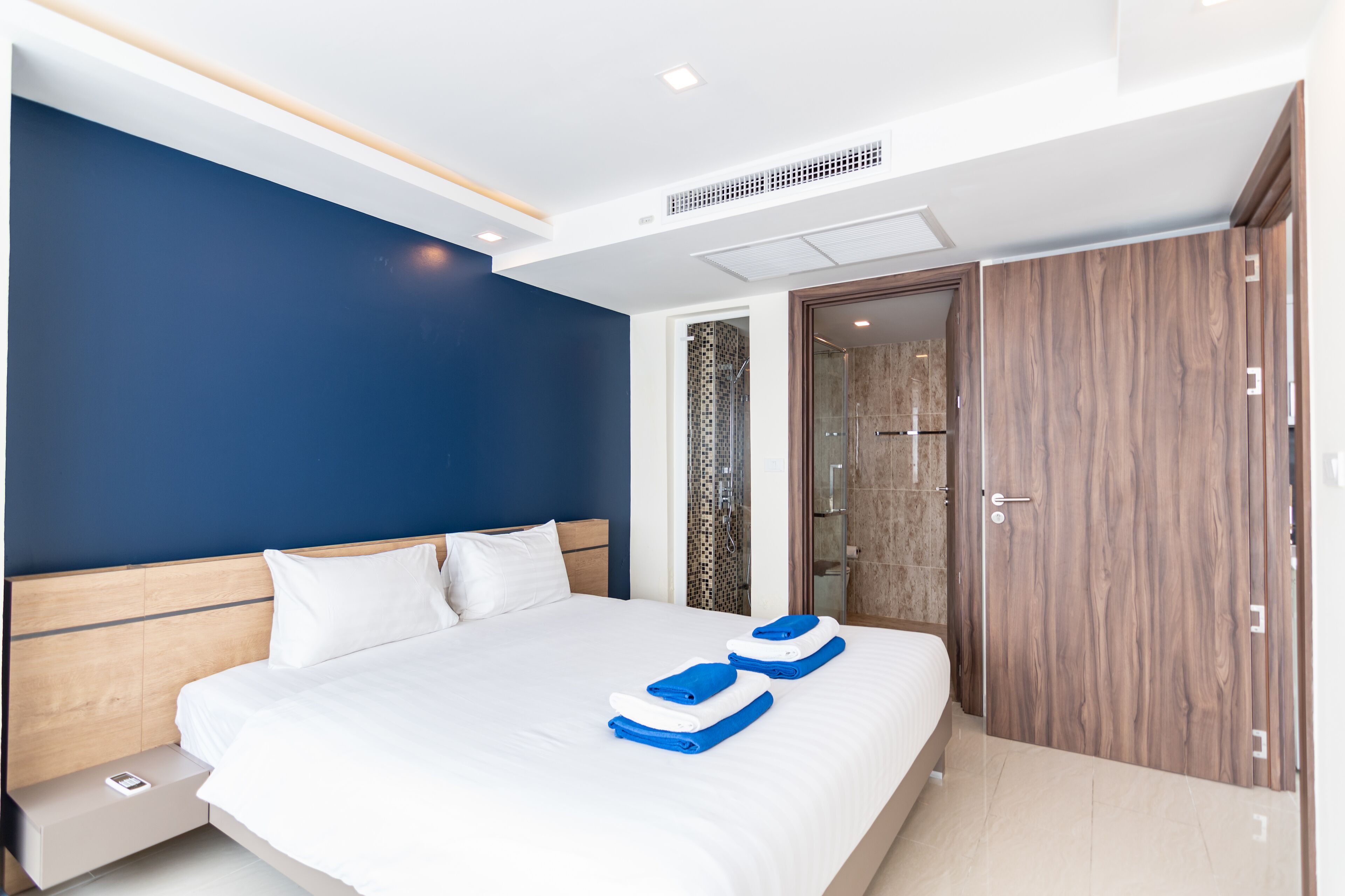 Grand Avenue by Pattaya Holiday