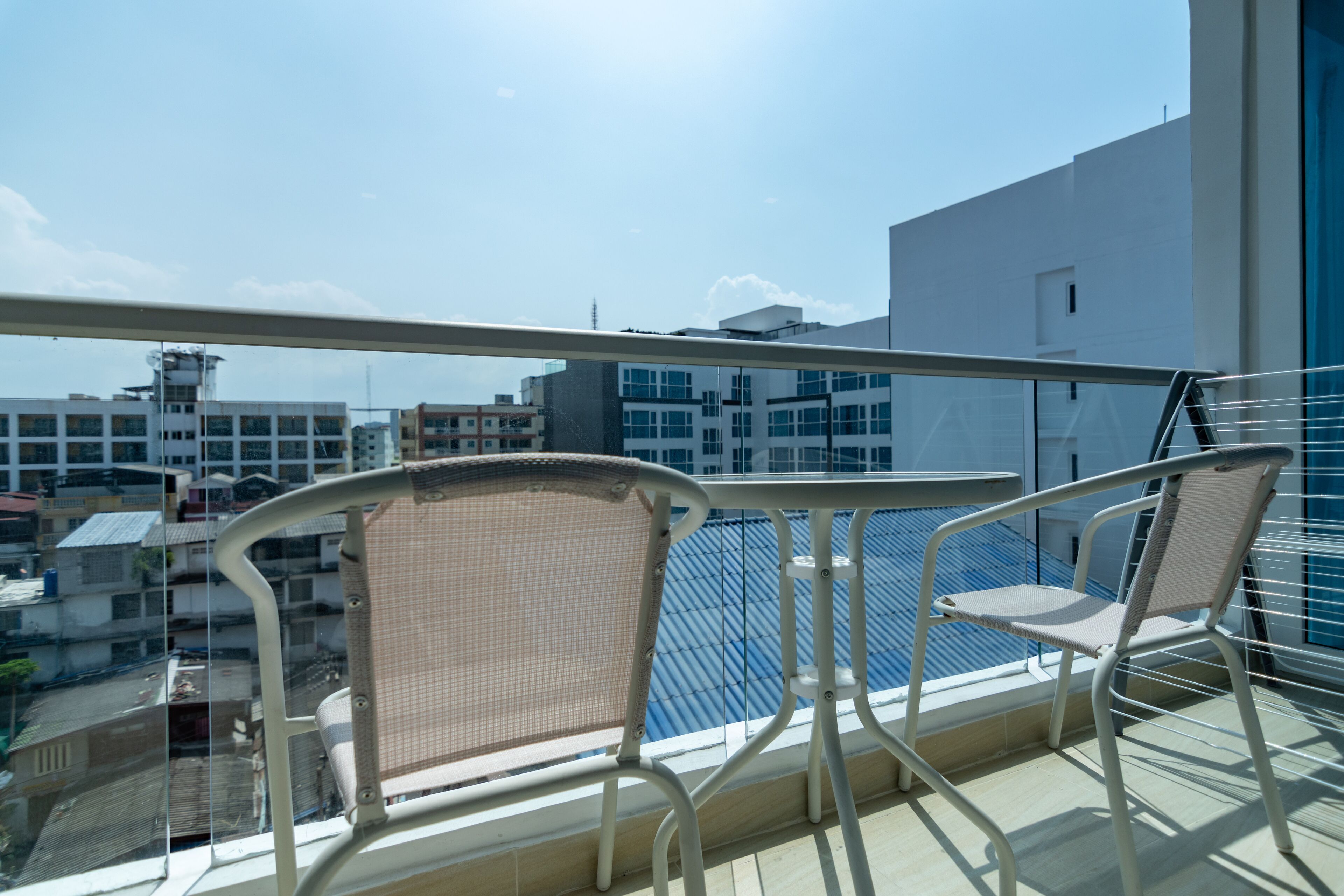 Grand Avenue by Pattaya Holiday