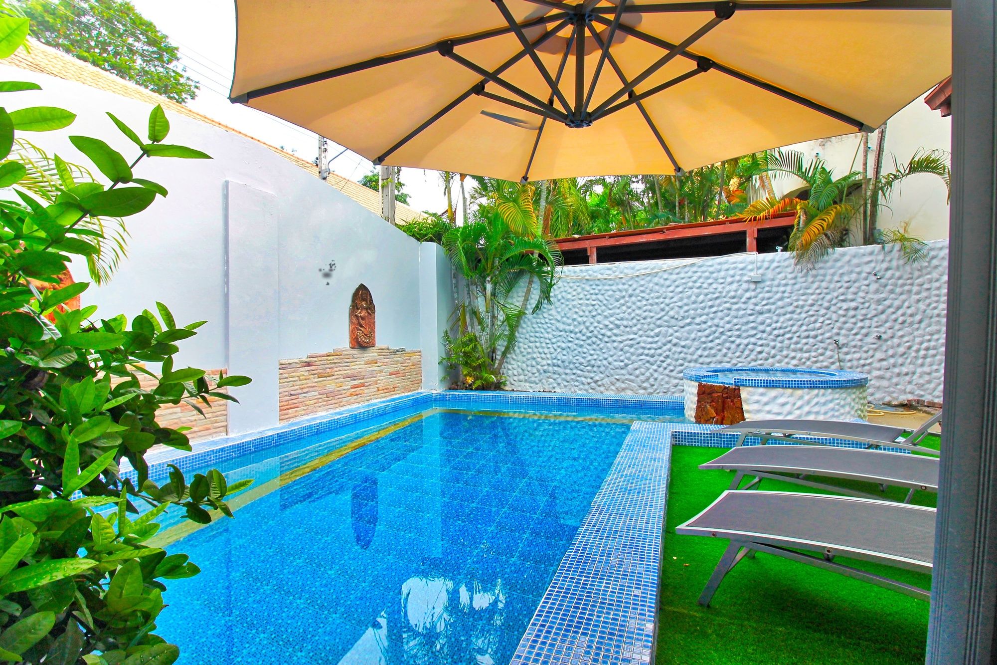 Grande Adam Private Pool Villa