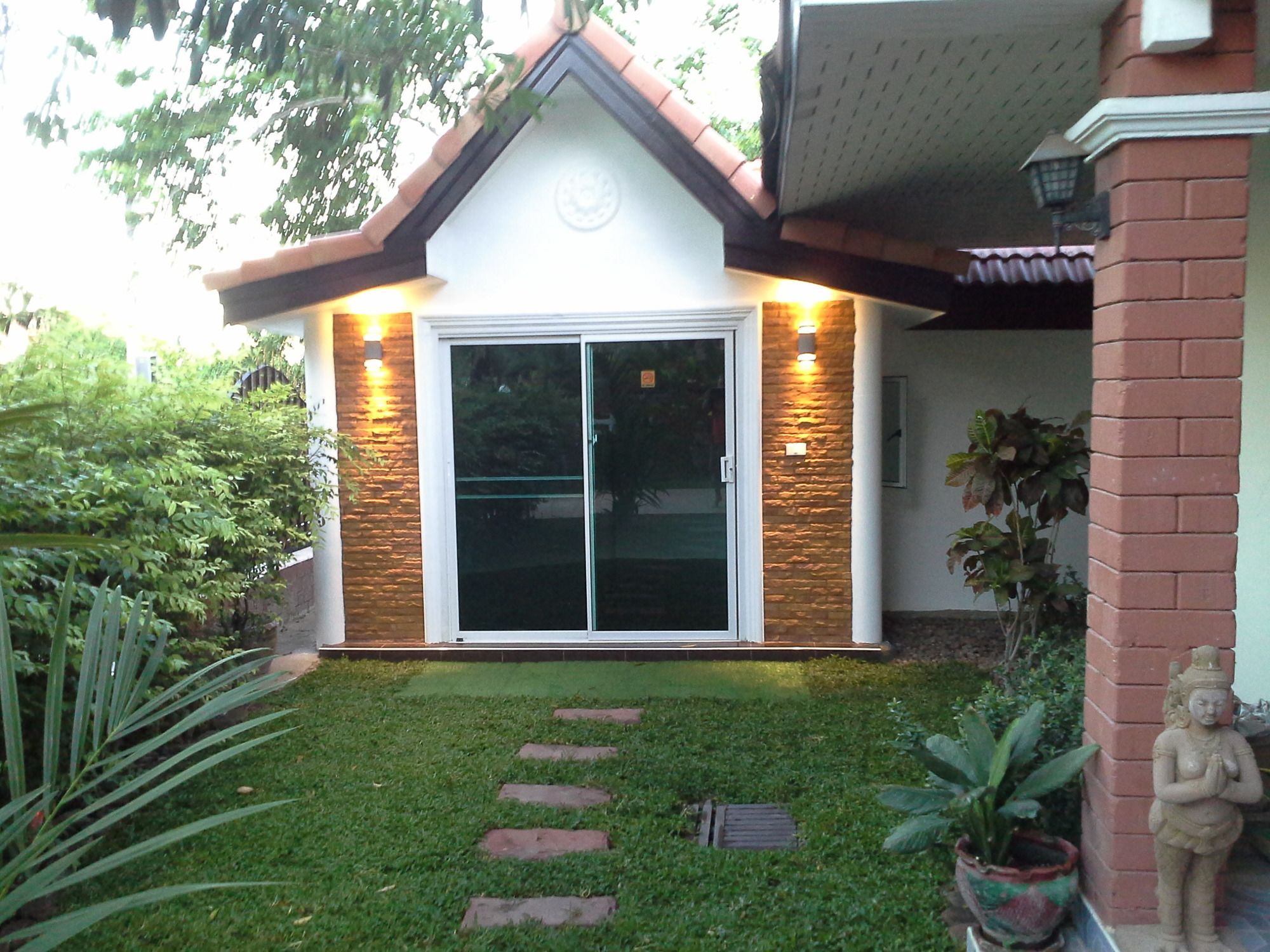 Pattaya Holiday House