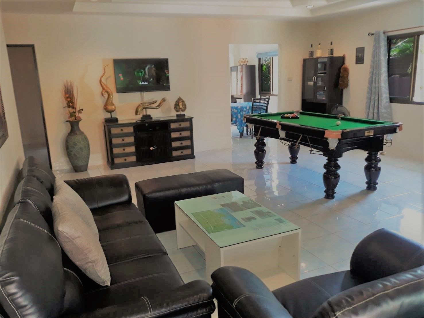 Pattaya Holiday House