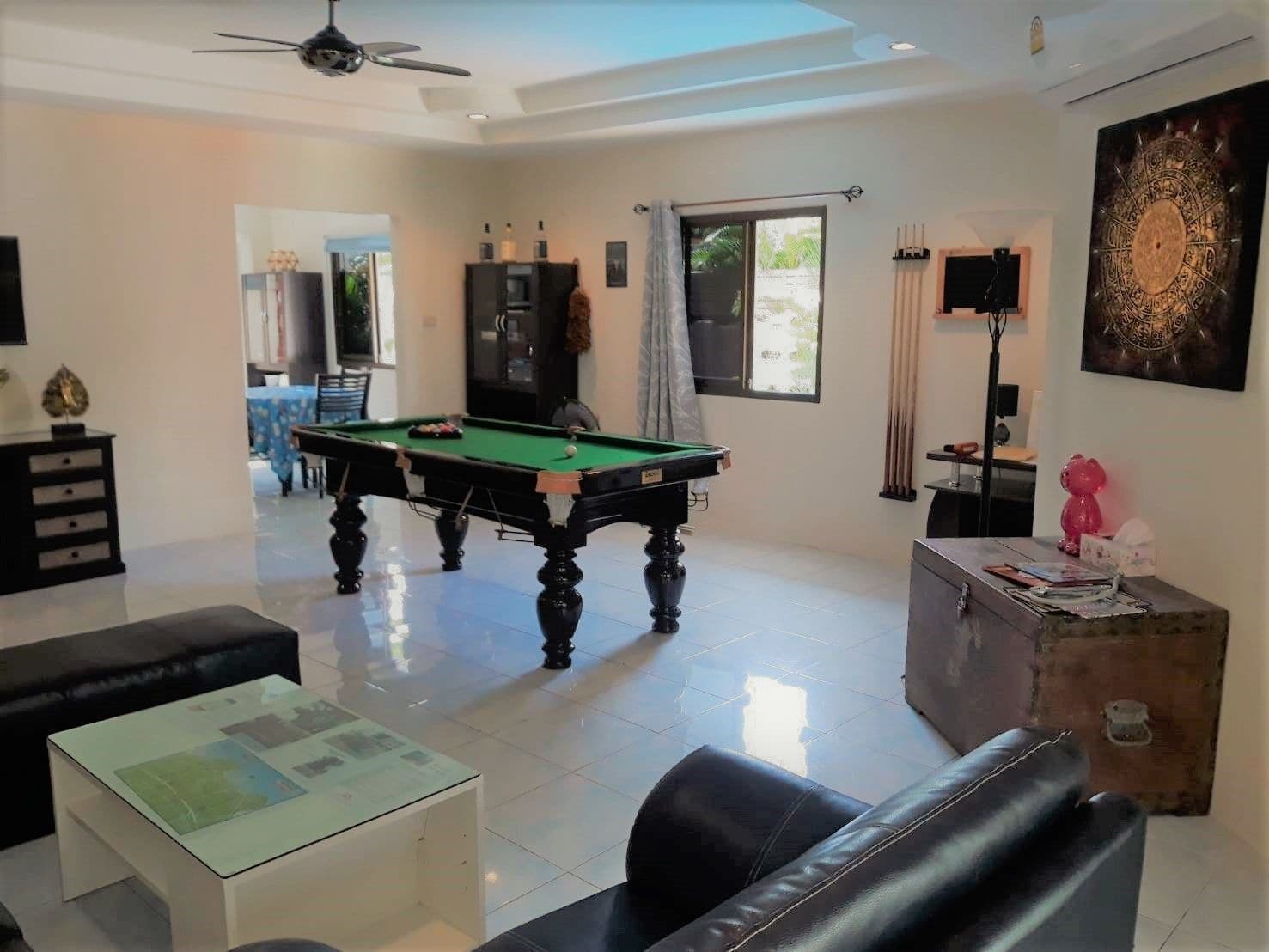 Pattaya Holiday House